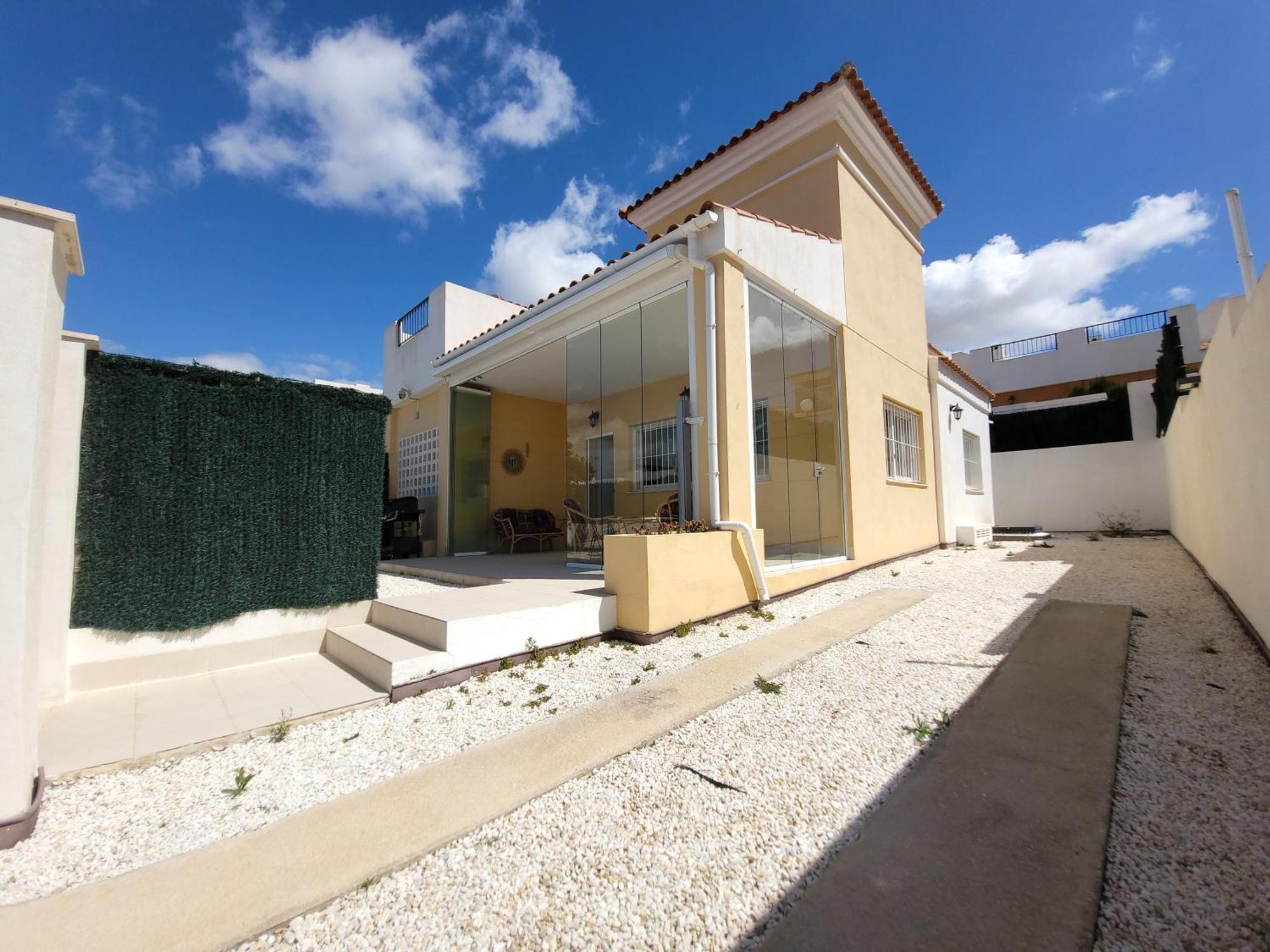 אליקאנטה Chalet Adosado Acogedor Busot מראה חיצוני תמונה