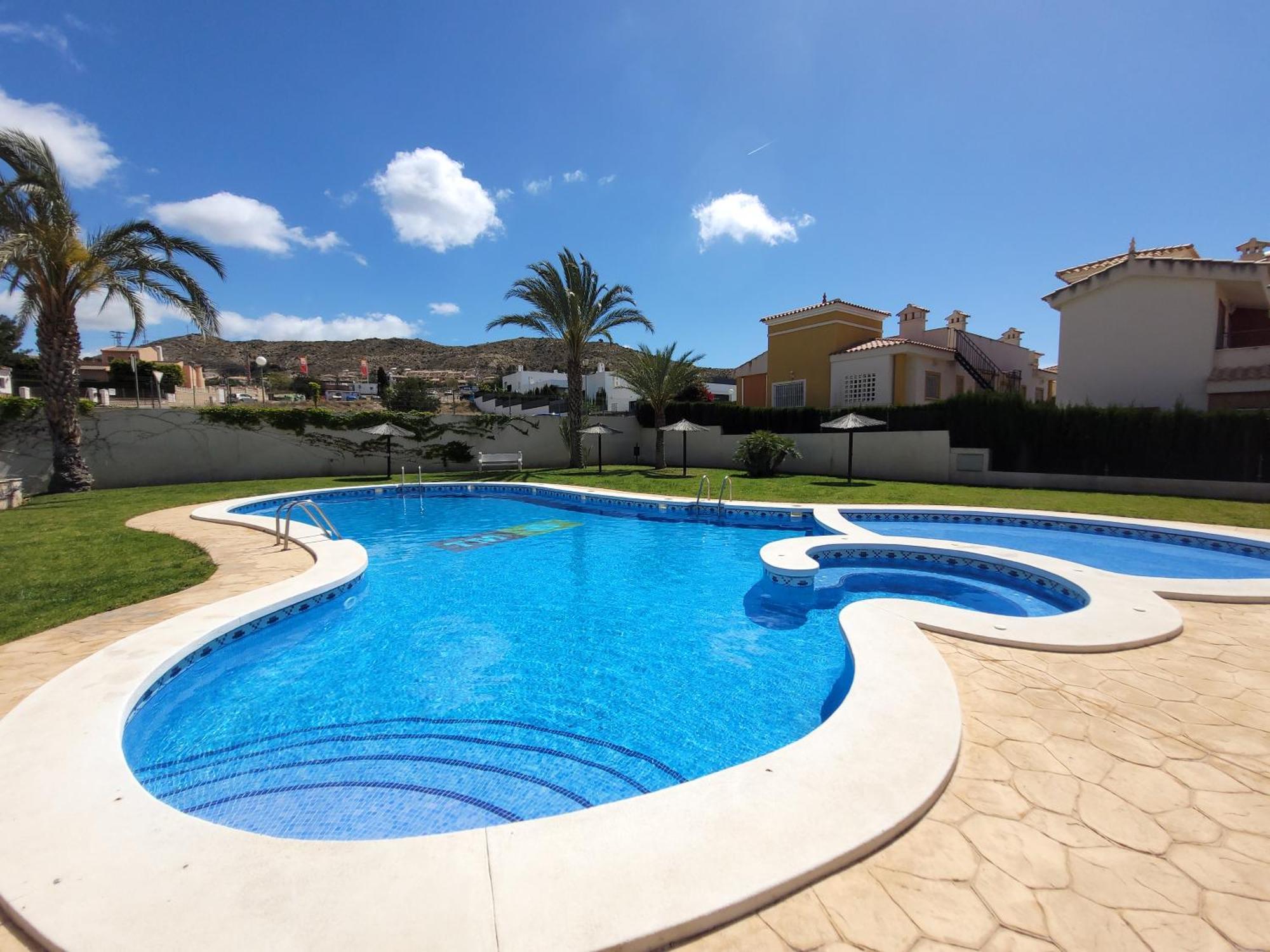 אליקאנטה Chalet Adosado Acogedor Busot מראה חיצוני תמונה
